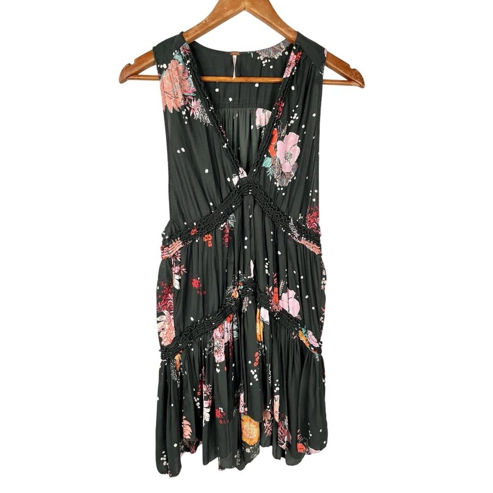 FREE PEOPLE Women's Gray Floral V-Neck Babydoll Tiered Short Dress Small - Picture 1 of 4